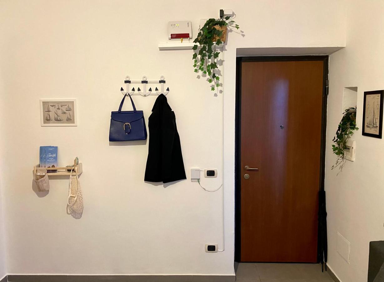דירות נאפולי Casa Con Terrazzo In Centro מראה חיצוני תמונה