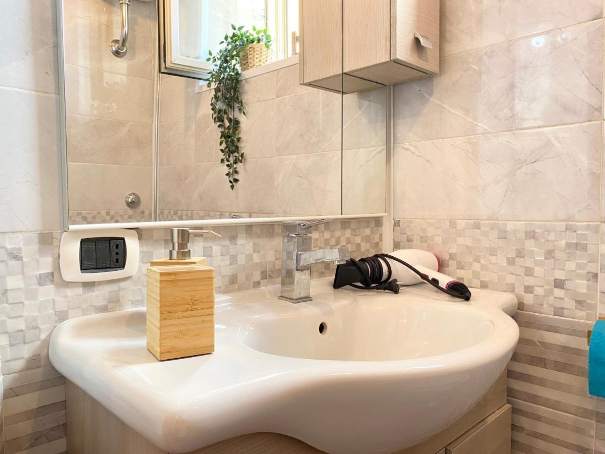 דירות נאפולי Casa Con Terrazzo In Centro מראה חיצוני תמונה