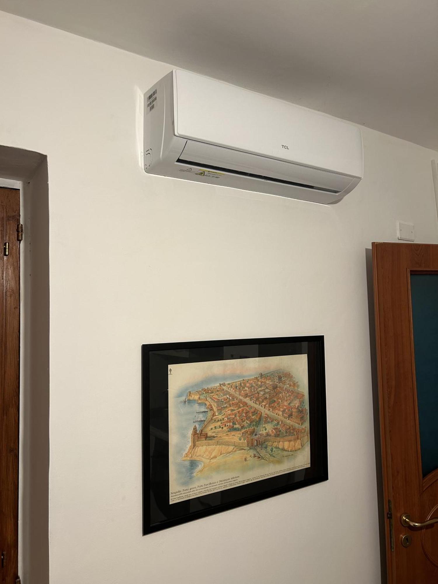 דירות נאפולי Casa Con Terrazzo In Centro מראה חיצוני תמונה